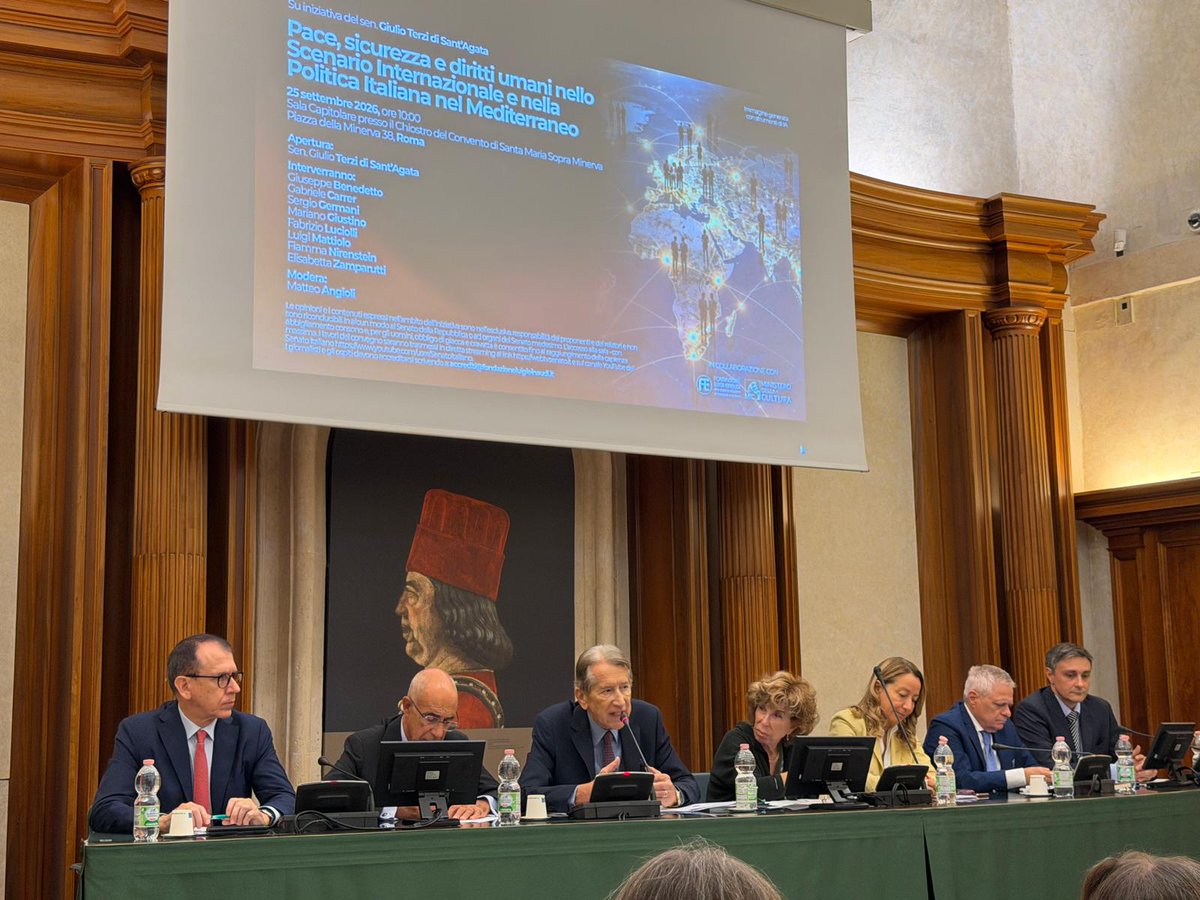 GiulioTerzi's tweet photo. #Iran, Terzi (Fdi): cambio di regime non più rinviabile
Roma, 25 set. (askanews) - "Questa mattina ho potuto ascoltare con estremo interesse le riflessioni autorevoli di tre personalità che conoscono davvero nel dettaglio la realtà del Medio Oriente, come l'Onorevole Nirenstein, l'Ambasciatore Mattiolo e il giornalista Mariano Giustino. Dalle loro considerazioni è emerso ciò che oggi è il regime iraniano e non solo, quanto la sua potenza terrorista, assieme alla sua macchina propagandistica, stiano spremendo tutte le ultime risorse disponibili contro Israele, l'Europa e l'Occidente. Il regime iraniano da quasi cinquant'anni violenta, sotto il giogo fondamentalista, un intero popolo e destabilizza l'intera regione mediorientale, e non solo. Per mano degli Houthi, nel Mar Rosso, sta tenendo sotto scacco il commercio globale. È evidente che un cambio di regime non sia più rinviabile. È nell'interesse delle istituzioni democratiche occidentali e dell'Unione Europea sostenere in modo chiaro e senza ambiguità le forze d'opposizione che si  battono per un Iran libero. Personalmente, da tempo sostengo il Consiglio della Resistenza iraniana guidato da @Maryam_Rajavi , leader che si ispira a valori laici e democratici e ai principi dello Stato di diritto. Come ha auspicato il Presidente del Consiglio europeo Antonio Costa, all'Assemblea generale delle Nazioni Unite, speriamo che il popolo iraniano viva al più presto in pace e sicurezza, come uomini e donne liberi". Lo dichiara il senatore di Fratelli d'Italia Giulio Terzi sul regime iraniano quale fonte di destabilizzazione internazionale, in occasione del convegno "Pace, sicurezza e diritti umani nello scenario internazionale e nella politica italiana nel Mediterraneo", tenutosi presso il Senato della Repubblica."
@FratellidItalia @fdieuropa @FDI_Parlamento @europainitalia @ecrgroup @avvbenedetto @fleinaudi @f_nirenstein @FWLuciolli @GabrieleCarrer @MarianoGiustino @elizamparutti @FondazioneG @ATA_Italia @HandsOffCain_It @Linkiesta @nazione_futura @GlobalCRL @GeopoliticalCen @RadioRadicale @SenatoStampa @Giov_Nazionale @iran_policy @HakamianMahmoud @isjcommittee @GiovaniIraniani @donneiran