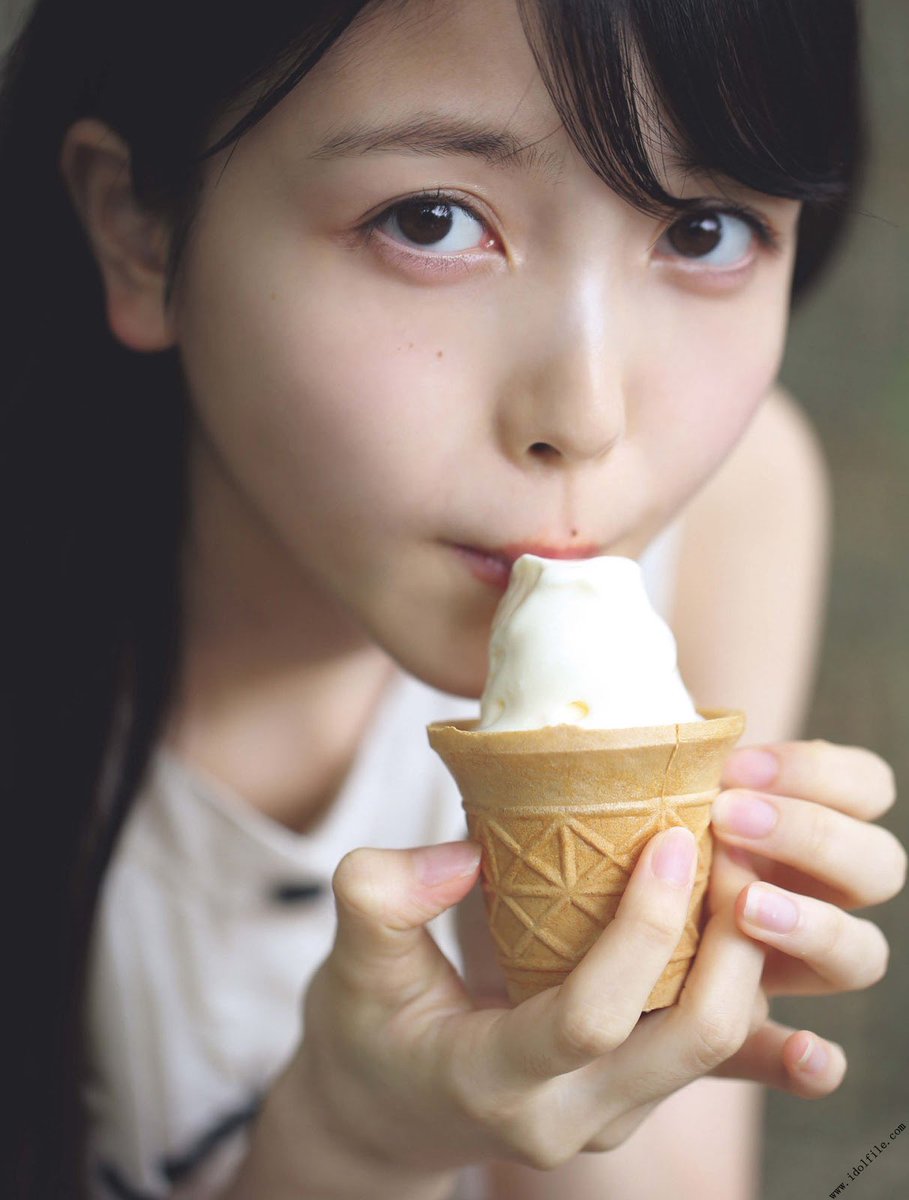 kneifalexander's tweet photo. くぼちゃんの初々しいエロさ…胸も脚も腋もたまらない😳 https://t.co/uqcFelIG3r