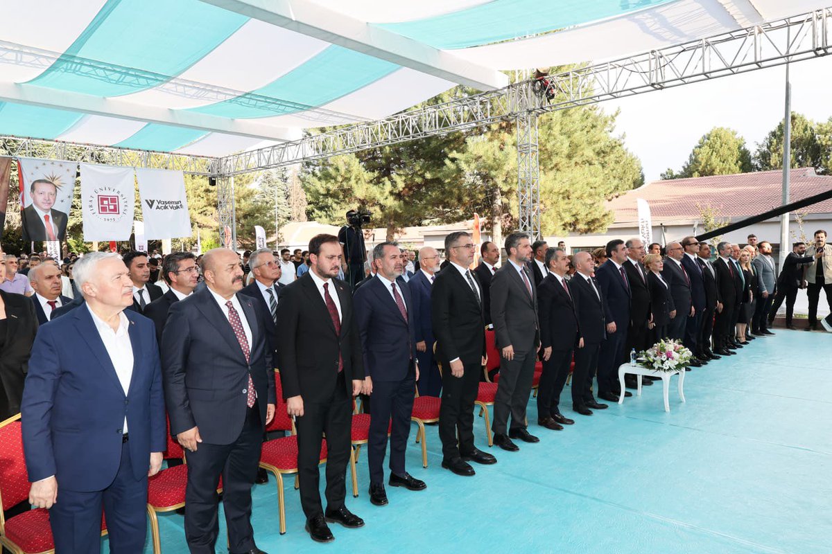 isselmanoglu23's tweet photo. Cumhurbaşkanı Yardımcımız Sayın Cevdet Yılmaz’ın teşrifleriyle gerçekleştirilen Fırat Üniversitesi Prof. Dr. Yasemin Açık AR-GE Merkezi Açılış Töreni’ne; Valimiz, Milletvekillerimiz, Belediye Başkanımız, Fırat Üniversitesi Rektörümüz ve İl Protokolümüzle birlikte katıldık.

Fırat Üniversitemizin bilimsel kapasitesine güç katacak, yeni nesil araştırma ve inovasyon çalışmalarına öncülük edecek AR-GE Merkezinin  Üniversitemize ve Elazığ’ımıza hayırlı olmasını diliyor; başta Sayın Prof. Dr. Yasemin Açık olmak üzere emeği geçen herkese teşekkür ediyorum.

@Akparti 
@abuyukgumus