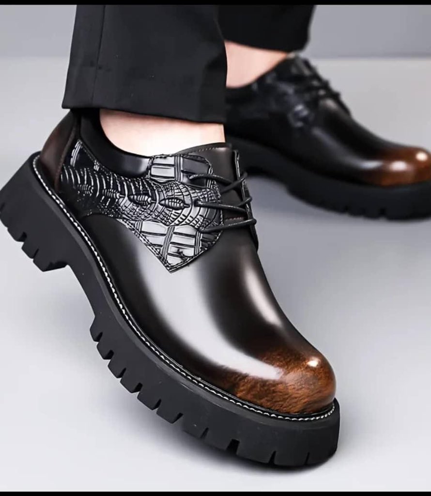 Yhemibrand's tweet photo. Looking for that Baddest Corporate Shoe? 
Search no further😮‍💨🔥

Category: Corporate Shoe 

🏷️ ₦41,500
Available in Sizes 40–46 @theyhemibrand 

Location: Ilorin
Delivery: Nationwide https://t.co/lygrIGX4yl