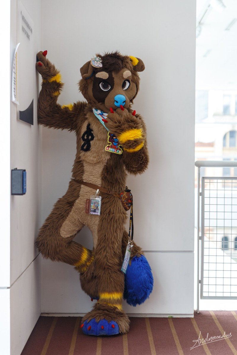 KindledPup's tweet photo. Organizing my photos from a few months back, I can't recognize who it is. Looking in the mirror I welcome this new era, new job, new perspective. While I can't wait to share with you all the fun and wonders that it'll bring 🌌

📸:@AndromedusWolf 

#FursuitFriday https://t.co/EjvRKFTNox