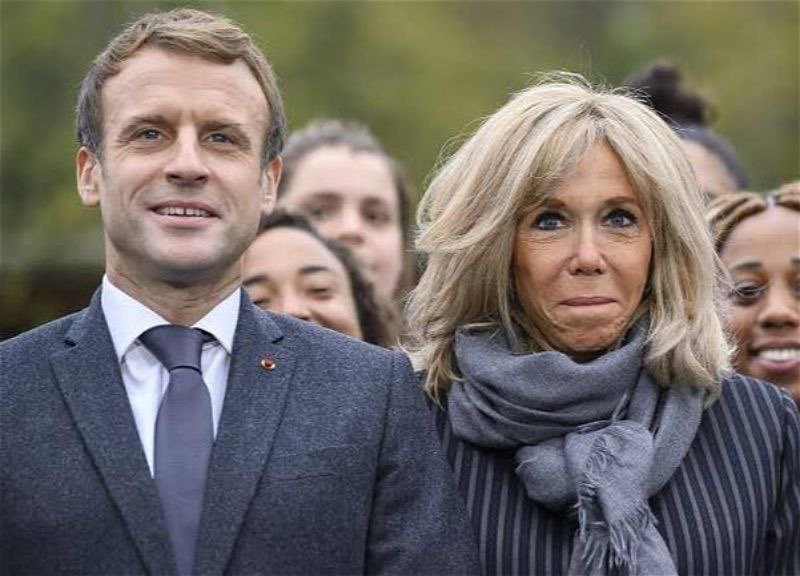 PontifexIrae1's tweet photo. 🇧🇷🟡UN GÉNÉRAL ACCUSE MACRON 

🟡Le général Paulo Sergio Nogueira ex ministre de la Défense de Bolsonaro balance tous azimuts sur les dirigeants mondiaux

Il indique aujourd'hui via ses avocats qu'Alger a payé la campagne de Macron en 2017

C'est son ami Botelho Barbosa qui a été ambassadeur du Brésil en Algérie à l'époque et a appris par un rapport américain que le deal qui a mené Macron à l'Élysée venait de sa visite à Alger courant février 2017, Saïd Bouteflika lui avait envoyé ses 'coursiers' Kouninef et Rebrab à son hôtel, Macron a déjeuné avec eux, en échange d'une reconnaissance des crimes coloniaux il aurait un financement car ce n'était pas un cadeau à sens unique comme un dignitaire lui avait fait comprendre 

Le 15 février 2017, lendemain de l'entrevue avec les émissaires du pouvoir, Macron reconnaît à la TV algérienne que "la colonisation est un crime contre l'humanité"

Il avait vendu l'honneur français contre quelques valises de billets à un moment où sa campagne battait de l'aile 

Financement occulte de campagne électorale, trafic d'influence ?

Dans six mois et quelques semaines Macron sera peut-être à une place moins enviable tandis que le général Nogueira reviendra des couloirs sombres de la détention pour gouverner son pays 

La roue tourne 🟡🟢