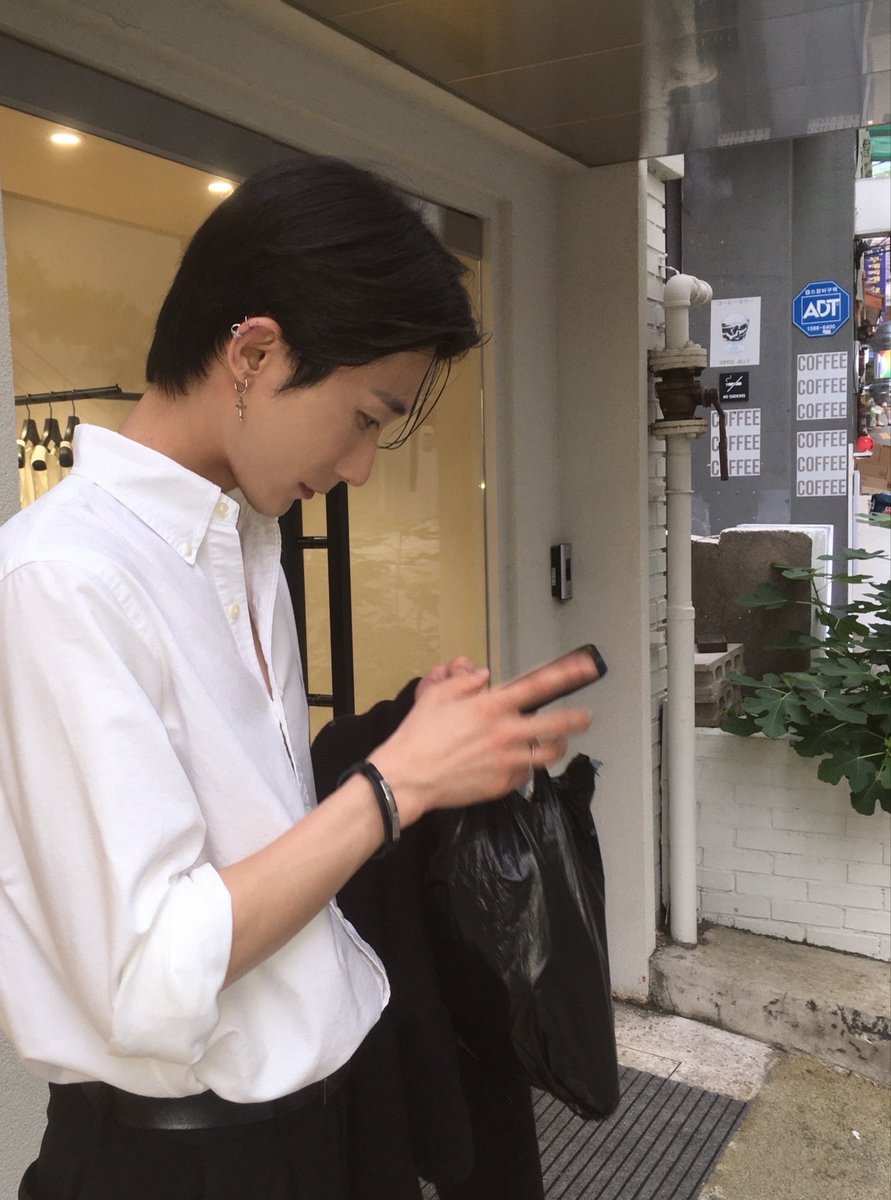 Cws2307's tweet photo. #일상 #친구 #구해요 https://t.co/RO69gKUf6O