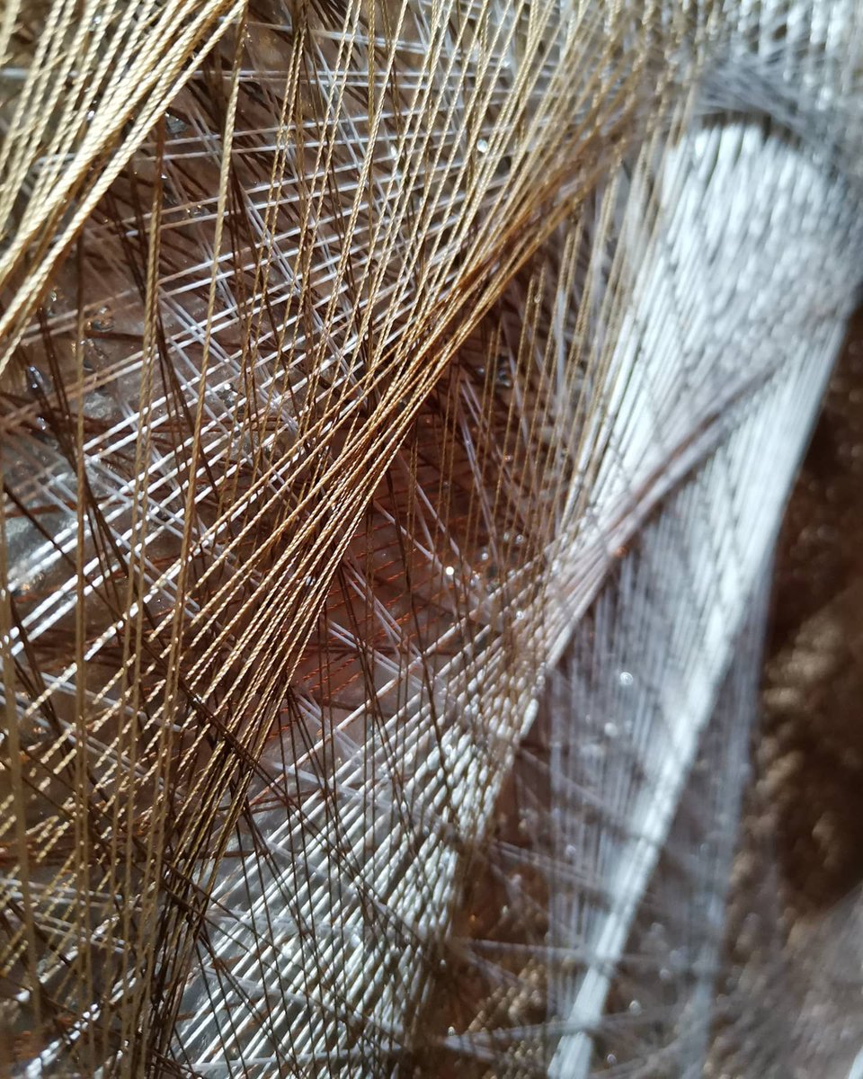 ShelaBeadyrd's tweet photo. Created with the string art technique—handcrafted wood, nails, and thread brought together into one unique piece. https://t.co/q9Awydrqgj