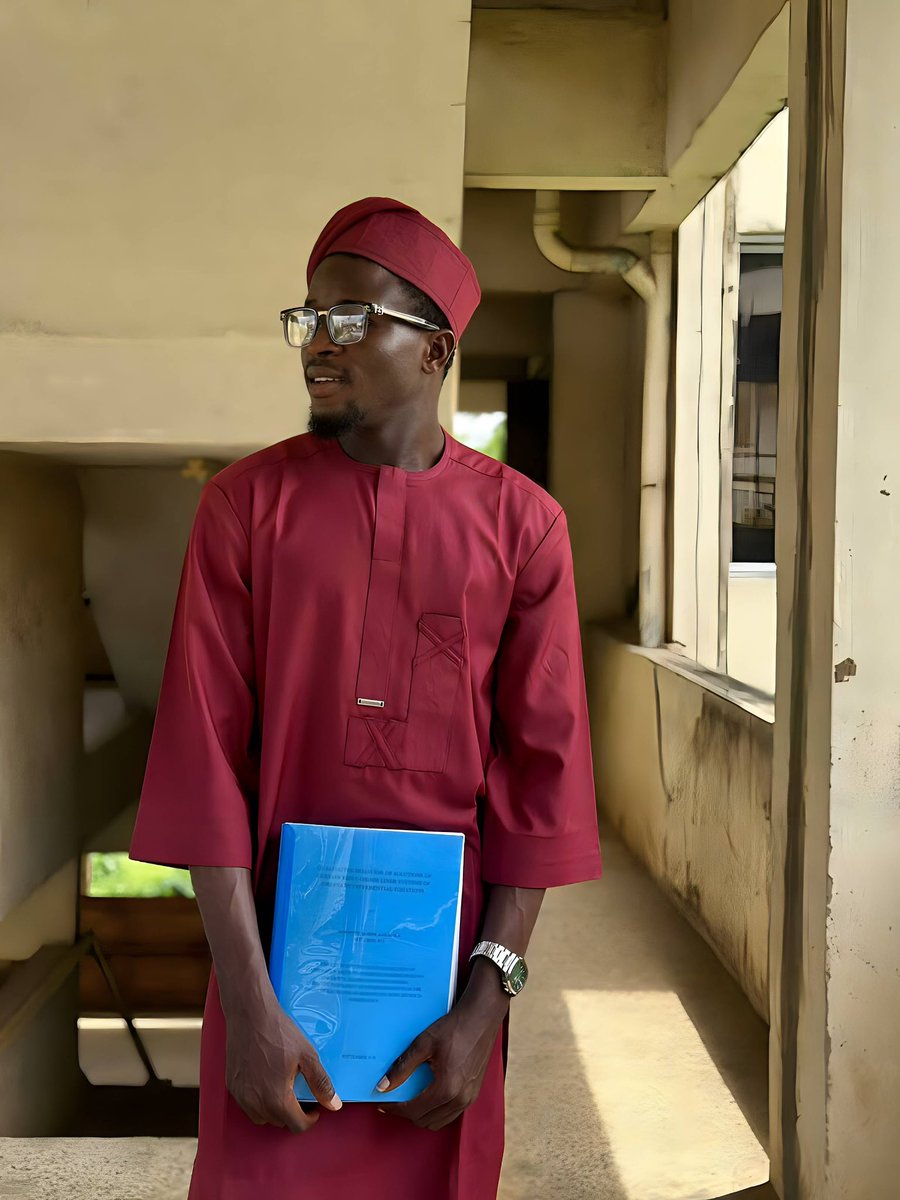 Ademolablizz's tweet photo. Project defense DONE✅. What are journey in the department of MATHEMATICS OAU🤲 Alhamdulilah. https://t.co/COFoUaPqXt