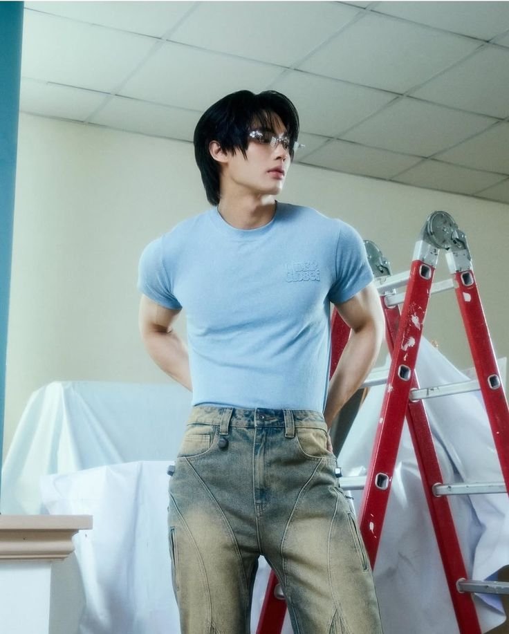 FashionistD's tweet photo. We announce #winmetawin as THE MOST POPULAR SUPERMODEL OF SEPTEMBER 2026! https://t.co/USFEehCzqe