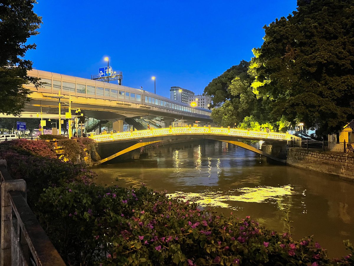 Lemon2683's tweet photo. 中秋节快乐推油们🌙 https://t.co/DWWY3PD8Da