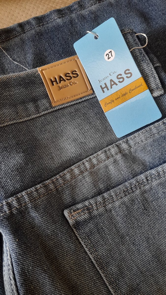 urpleblu's tweet photo. preloved, wts. Celana jeans cewe, dijual karena ukurannya ga cukup... ukuran 27

100rb nego https://t.co/qQdKbuBNhm