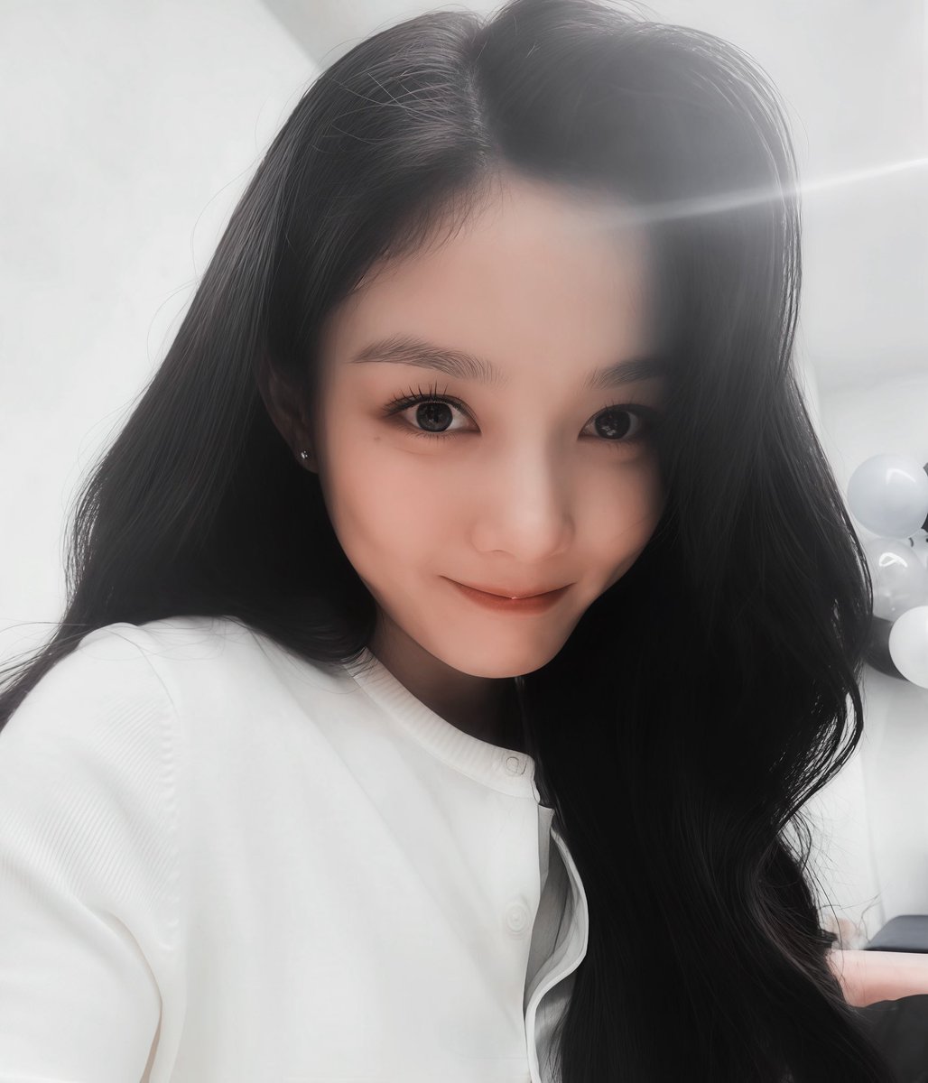 LIGHTOFLXVE's tweet photo. @𝗱𝗼𝗱𝗼𝗵𝗲𝗲 𝗷𝘂𝘀𝘁 𝗽𝗼𝘀𝘁𝗲𝗱. ♡

𝖽𝗈𝖽𝗈𝗁𝖾𝖾 | apparently, this is what people do on their days off. https://t.co/CjtqBoBKST