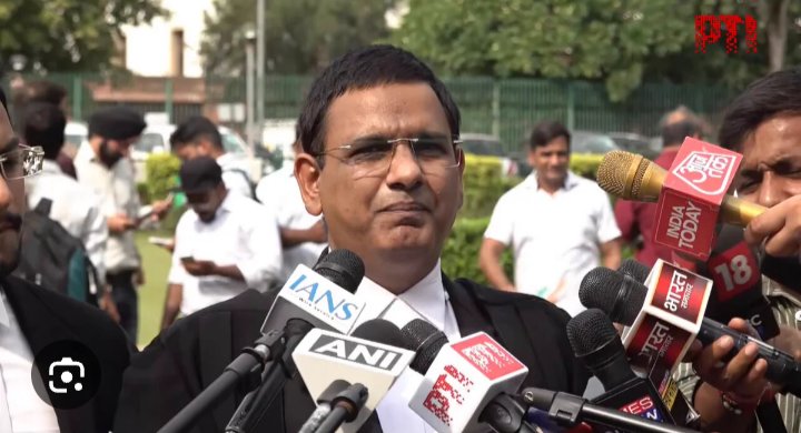 ind_Johnsnow's tweet photo. 1/

A name that keeps surfacing in some of India's most important rights cases, yet rarely gets attention: Advocate Shailendra Mani Tripathi. Student safety, menstrual leave, transgender rights — and now a fresh petition against Gyanesh Kumar. A thread on his legal journey. 🧵 https://t.co/u4jeT6IYDR