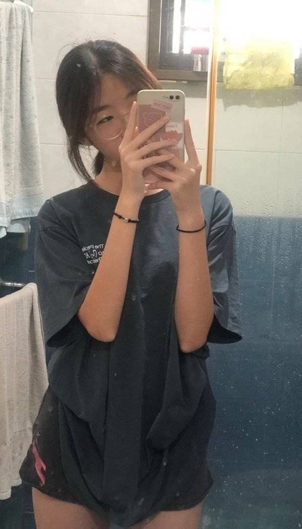 NickolasFegh's tweet photo. มาเป็นแฟนค้าหน่อย🌤️⛰️
หาแฟน1 day คนแรกค่ะ
อยากหานัดคน ขอคนไม่ขี้เก๊ก
ไม่เรื่องมาก 

Idid  ::::}   potatozs 

โสดมา 2 ปี  
#ลำปาง ลำปาง #ลำปางรับงาน https://t.co/XnXcMZ3XZ6