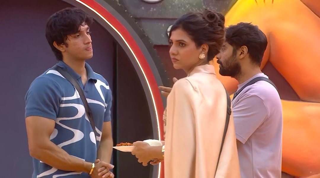 ThrigunArmy's tweet photo. Welcome to Puppet's  club #mithilesh #apporva 🧐🤭

Eka chustaruga #Thrigun mimmalni adinche aata 💥  kick a kickku 😤

Life long KICK prapthirasthu 🤗 

The Gamer on duty 🎯 #biggbosstelugu10 https://t.co/bTMtQLtZEw