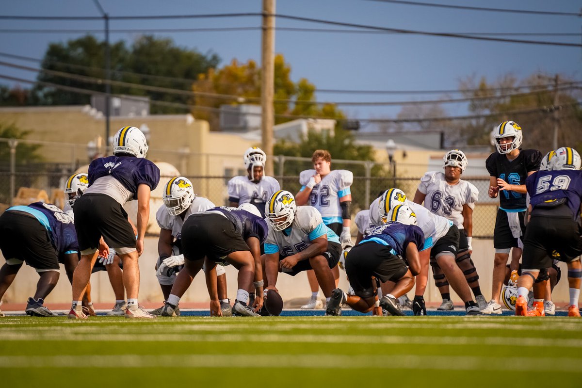 TxWesFootball's tweet photo. Homecoming loading… ⏳🐏

We're ready one more day till kickoff! 🏈

#RamsUp #Homecoming #TXWESFootball #CollegeFootball #WhereChampionAreForged #TexasFootball #DFW https://t.co/CQeIcnOiu4