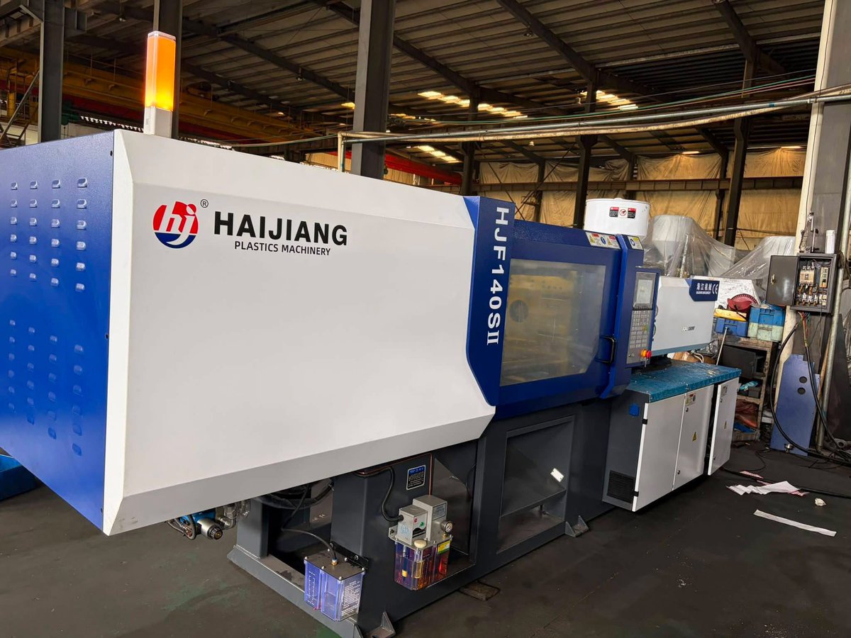 haijiamike's tweet photo. Plastic injection molding machine https://t.co/nolkbn4kyS  WhatsApp:008618379767772(mike) https://t.co/gm52uUb1Q0
