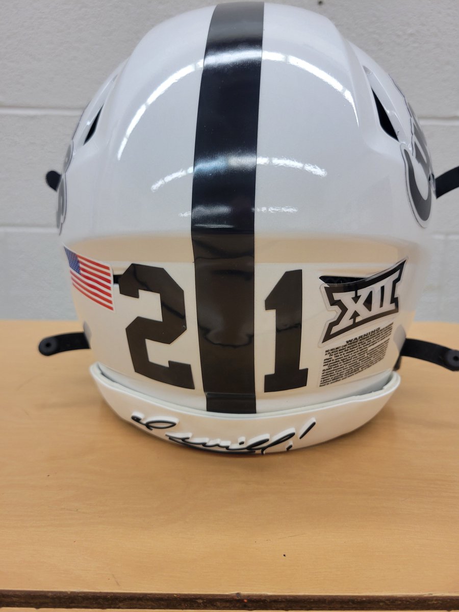 CoachJass's tweet photo. Let's go Cyclones! #WhiteOut https://t.co/LzTkRgYSWl