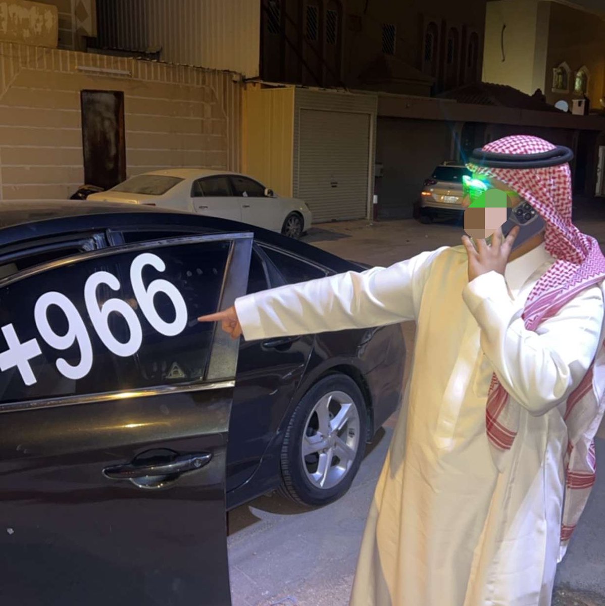 20se's tweet photo. يا موطني! واللي خلق دمّي الحار
فيني على مشراف حبّك حميَّه» https://t.co/VQzzGj5iig