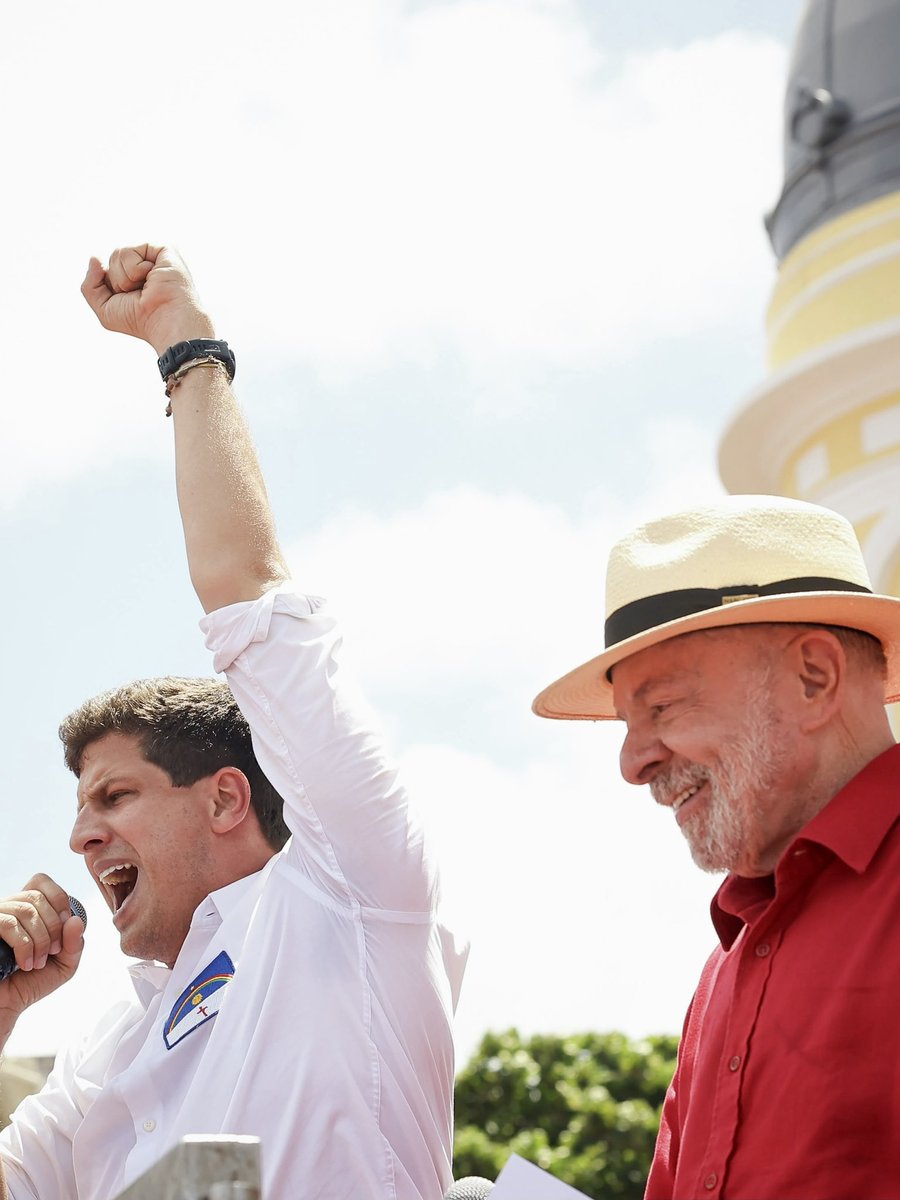 JoaoCampos's tweet photo. Por Pernambuco, pelo Brasil! Tamo junto, meu presidente @LulaOficial! Vamos pra vitória!!! 💛❤️

📷 Rodolfo Loepert

João Campos, governador. Carlos Costa, vice-governador. Coligação Frente Popular de Pernambuco • PSB, Republicanos, Federação Brasil da Esperança - Fé Brasil (PT, PV e PCdoB), PDT, MDB, Federação Renovação Solidária (PRD e Solidariedade) e DC • CNPJ: 68.403.750/0001-48