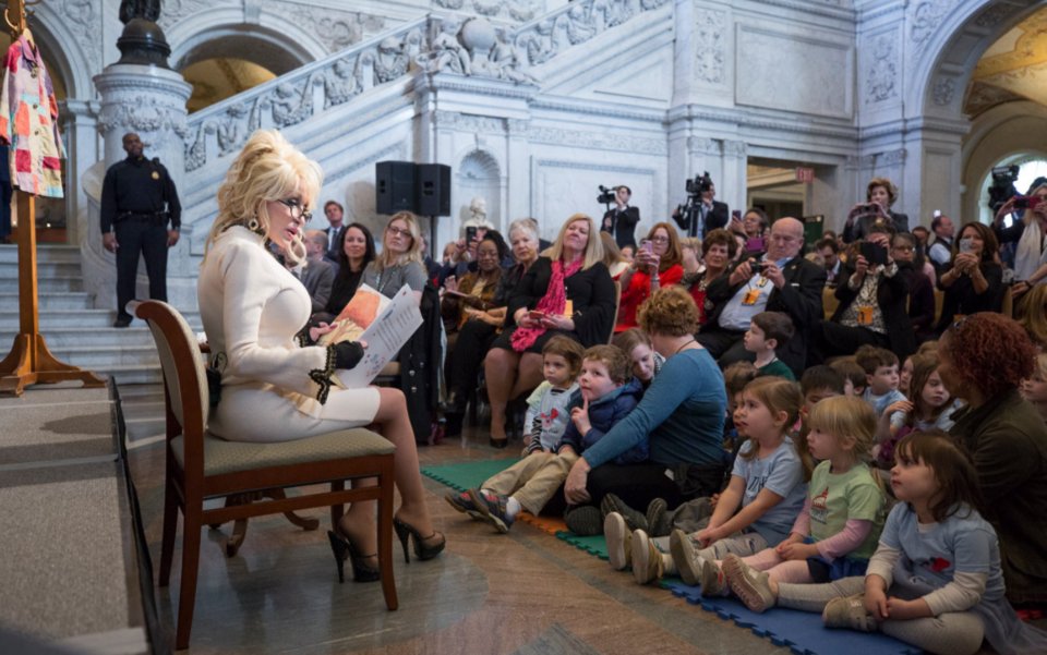 DallasEdFound's tweet photo. On #DollyPartonDay, we honor @dollyparton's enduring commitment to helping children discover the joy of reading. Help us ignite literacy at @dallasschools: https://t.co/5sdQsdOsds https://t.co/WoIFrDgNA0