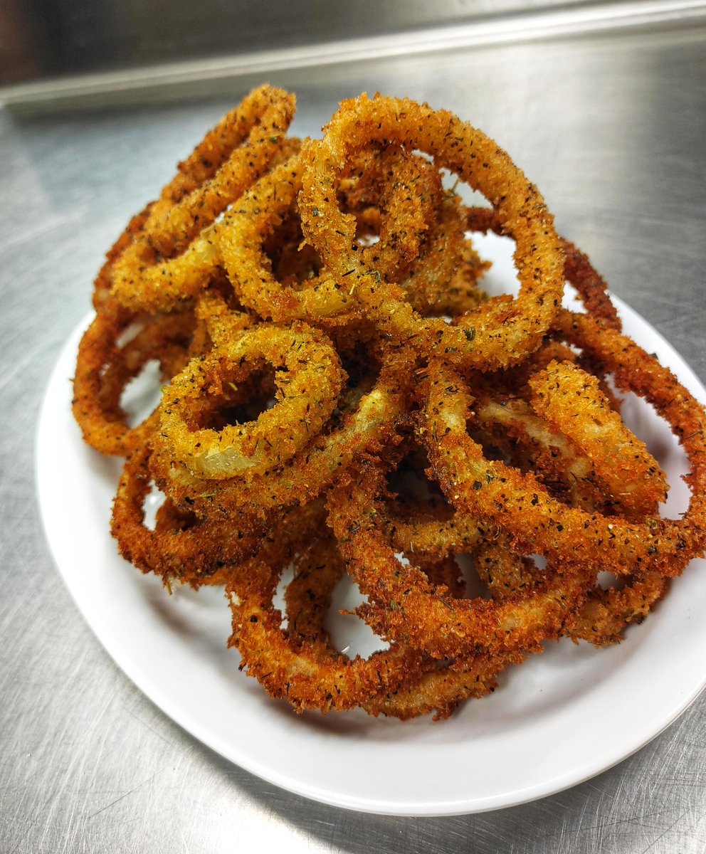 FoodPleaser's tweet photo. Onion Rings https://t.co/kHJonz6Su6