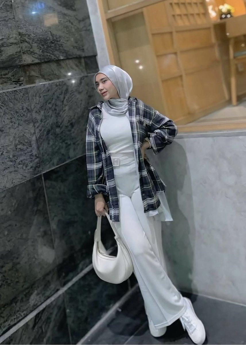 denaeterrelonge's tweet photo. Malam ini kita ready ya sayangg🥰

#bosurabaya
#availsurabaya
#includesurabaya https://t.co/18VJ3cZBxC