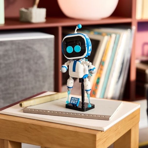 Genki_JPN's tweet photo. Astro Bot Lego set revealed! (276 pieces) https://t.co/UHnabYrOcU
