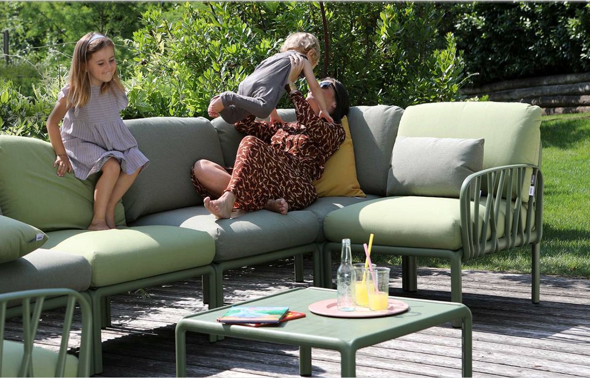 SIT_SA's tweet photo. ✨ NARDI, BUT MAKE IT… YOURS.
Your space. Your style. Your view. Your way of living outdoors. 🌿
Where would you put yours?
#SitInTrend #Nardi #OutdoorLiving https://t.co/2T3Q9HD1Yv