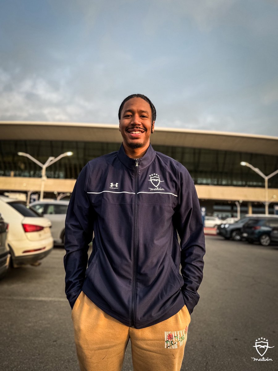 ClubMalvin's tweet photo. ✈️ 𝗘𝗦𝗧𝗔́ 𝗔𝗖𝗔́ 👋🏼 

𝗦𝘂𝗽𝗿𝗲𝗺𝗲 𝗛𝗮𝗻𝗻𝗮𝗵 ya en el país para sumarse al equipo.

#SomosElBarrio🔵⚪️ https://t.co/6NVattBKXl