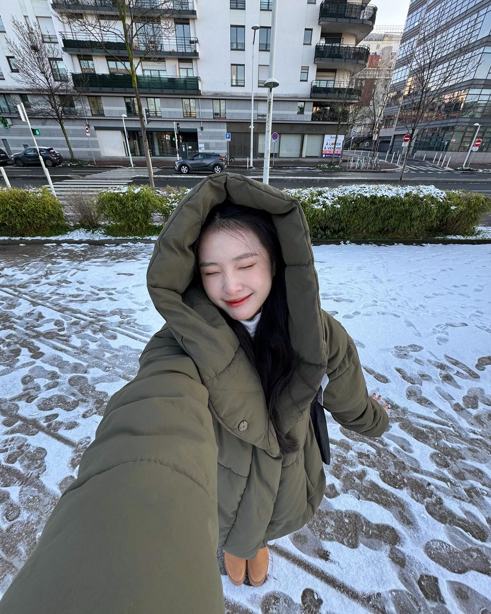 redspia07's tweet photo. Wassup 🌍 Just dropping by to say: you are stronger than you think and today is full of possibilities. 🔥
PlYC https://t.co/7emTOOVAf9