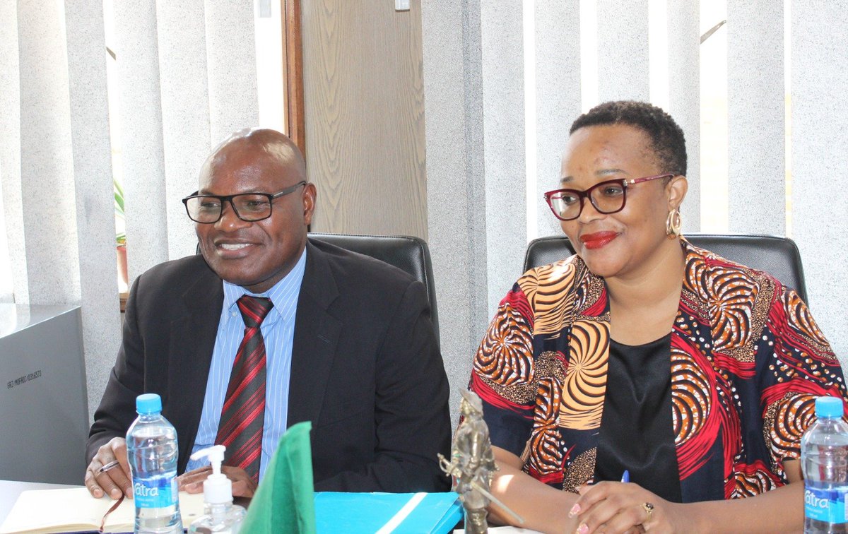 ZambiaMFAIC's tweet photo. At Charter House today, Ms. Margaret Miyoba, Permanent Secretary for Administration, received Dr. Martha Muhwezi, Executive Director of the Forum for African Women Educationalists (FAWE)-  Africa.

Read more below;
https://t.co/mR59F0Ua14

#BilateralCooperation 
#GrowZambiaAgenda https://t.co/e2cXmI28El