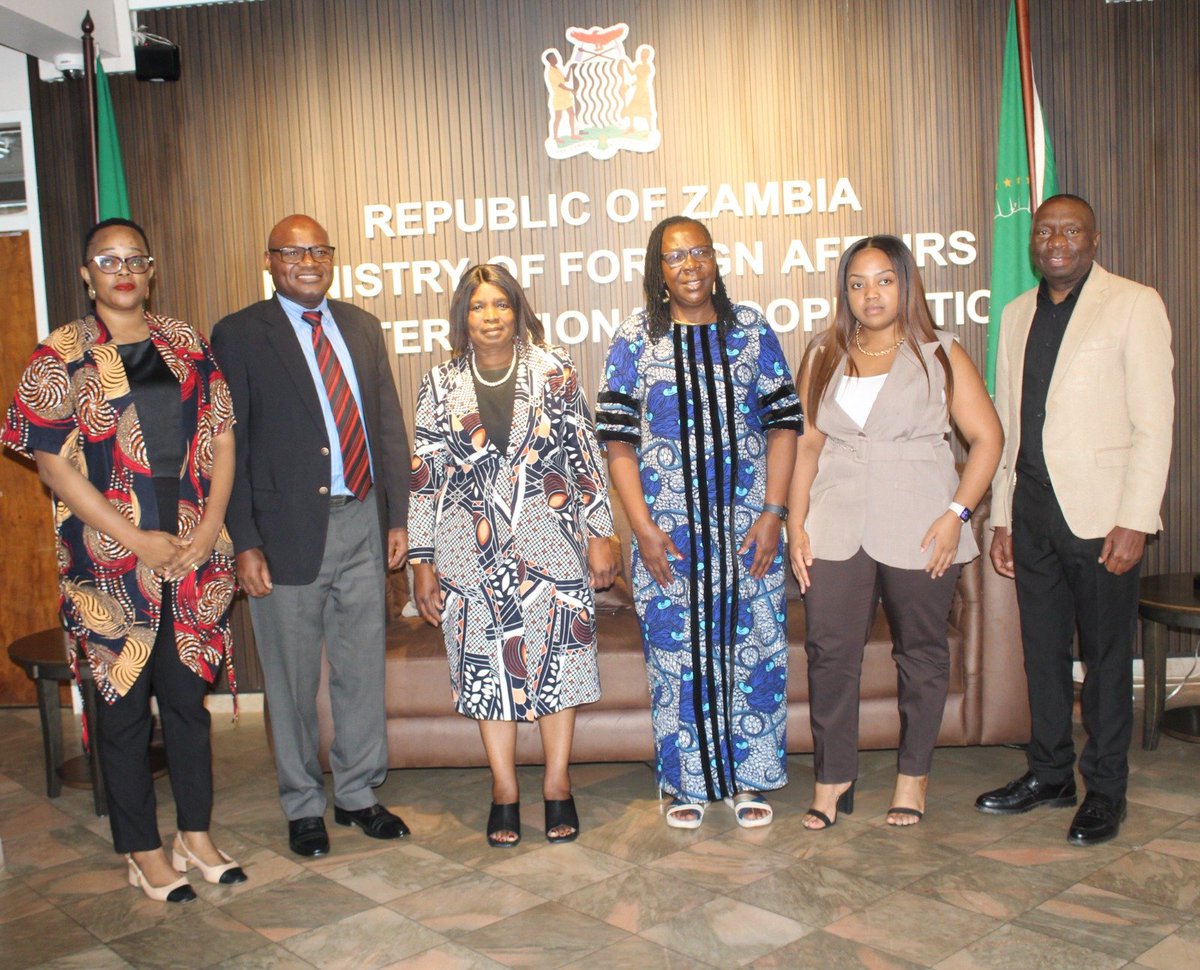 ZambiaMFAIC's tweet photo. At Charter House today, Ms. Margaret Miyoba, Permanent Secretary for Administration, received Dr. Martha Muhwezi, Executive Director of the Forum for African Women Educationalists (FAWE)-  Africa.

Read more below;
https://t.co/mR59F0Ua14

#BilateralCooperation 
#GrowZambiaAgenda https://t.co/e2cXmI28El