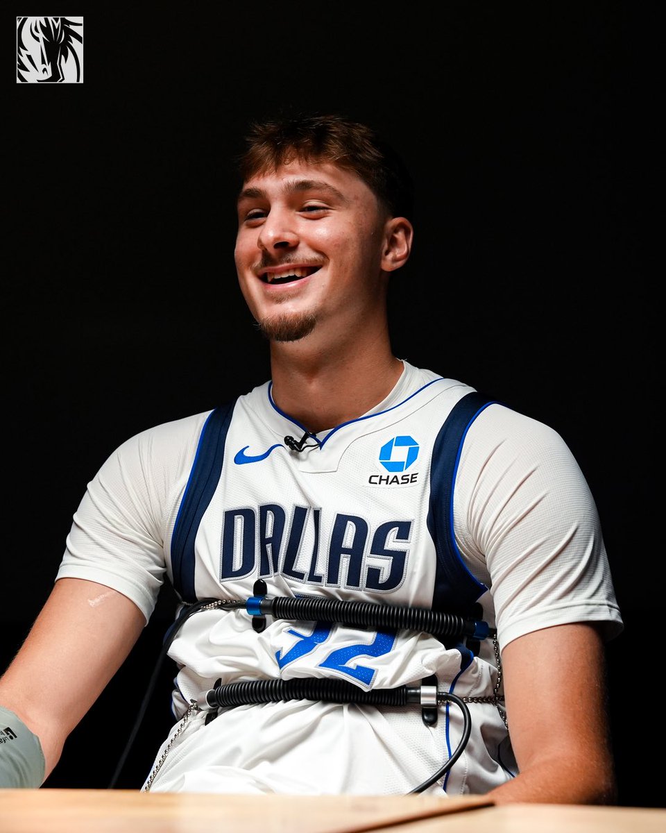 dallasmavs's tweet photo. We're baaaaack 😎

#MFFL https://t.co/olggrjoqgH