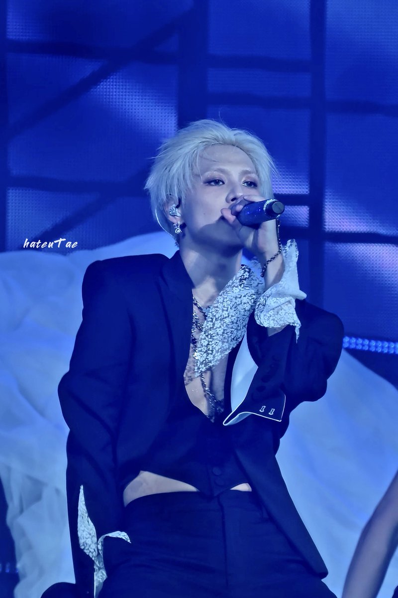 hateuTae_'s tweet photo. 20260920 TAEMIN WORLD TOUR <LiMiNaL>
😎😎
#태민  #TAEMIN #テミン #泰民 #TAEMIN_LiMiNaL https://t.co/bqxrROPgqt