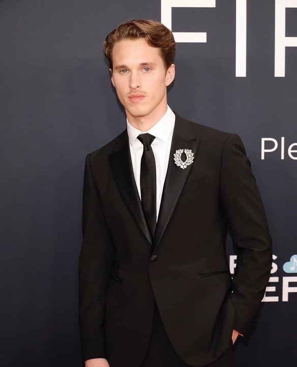 ryanbeattyfiles's tweet photo. Happy 31st Birthday to the multi-talented, multi-faceted, Grammy Award-winning, serene, extraordinary, mesmerising, handsome, captivating, ethereal, otherworldly, devastatingly beautiful Ryan Beatty. Truly sickening to be this talented, gorgeous, and gifted all at once. https://t.co/Ch4x5OjWki