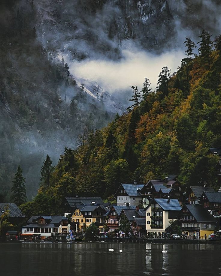 elemmiressoul's tweet photo. Hallstatt, Austria. https://t.co/By7eACHY7p