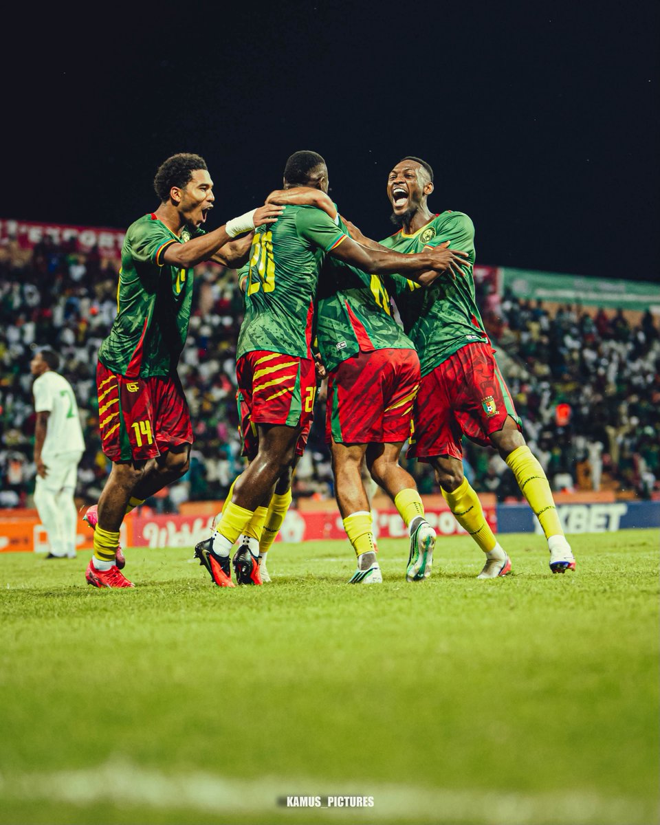 ClubeDoRemo's tweet photo. Em sua reestreia pela Seleção de Camarões nesta Data FIFA, o nosso zagueiro Duplexe Tchamba foi titular na vitória por 3 a 1 sobre Comores, pelas Eliminatórias da Copa Africana de Nações.

Mais um momento especial para o defensor azulino, representando seu país em campo. 🦁🇨🇲 https://t.co/jVWc2wIKgj