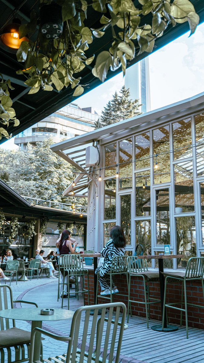 Arman781196's tweet photo. Coffee, calm vibes, and a little escape from the usual....
#CafeStyle 
#coffee 
#IzinganeZesthembu 
#خليجي٢٧ 
#moneyslave 
#पंडित_दीनदयाल_उपाध्याय https://t.co/xXg70nOa86