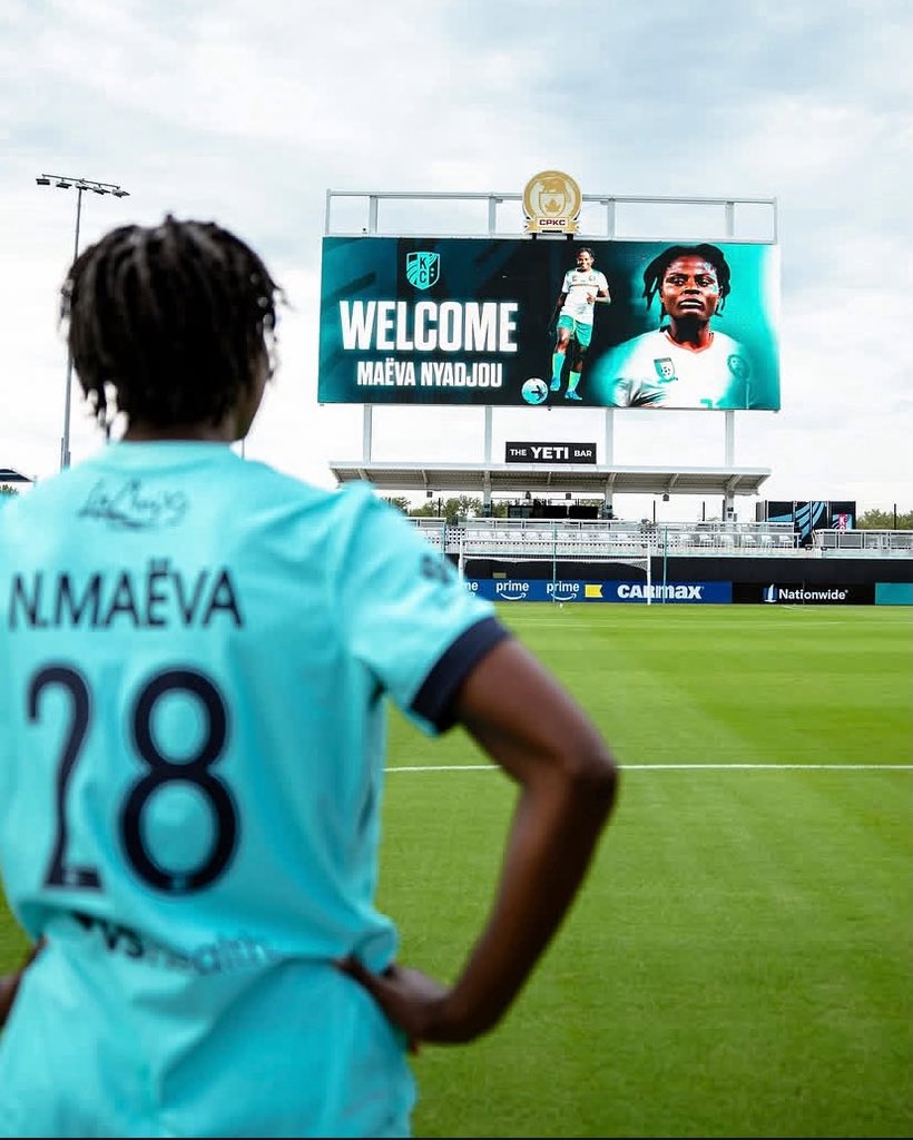 MCFoot237's tweet photo. 🚨 OFFICIEL - La championne d’Afrique Maeva Nyadjou est officiellement joueuse de la franchise américaine DE NWSL, Kansas City. 🦁🇨🇲

@mc_foot_237 https://t.co/5jdpgKZZ8b
