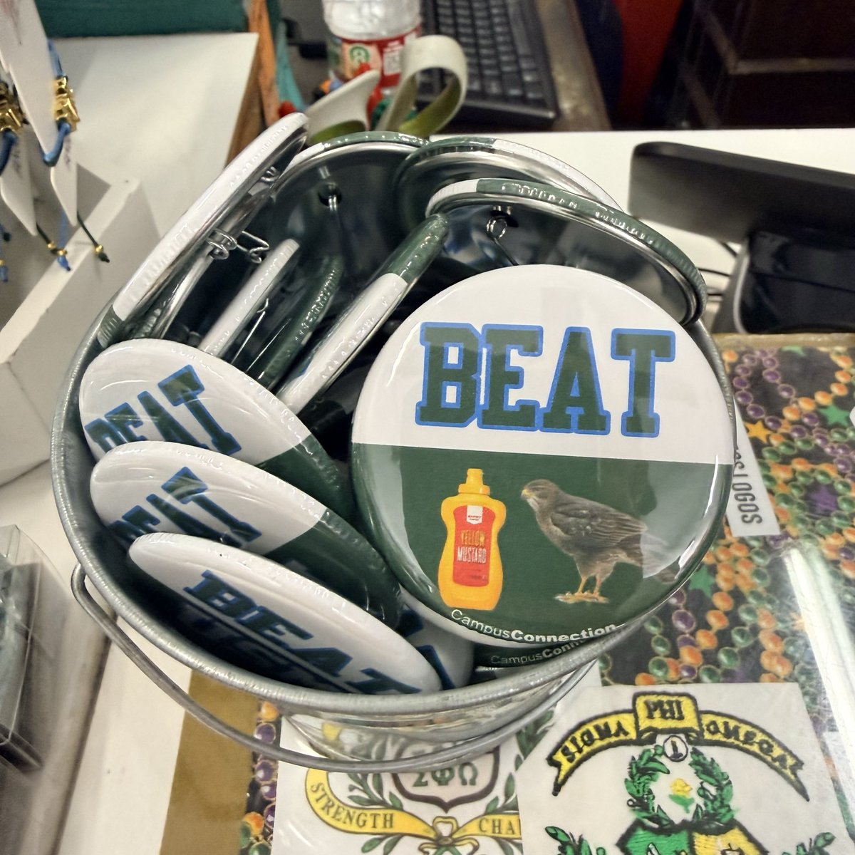 TulaneShop's tweet photo. #BeatUSM #RollWave https://t.co/QmTPiAhD53