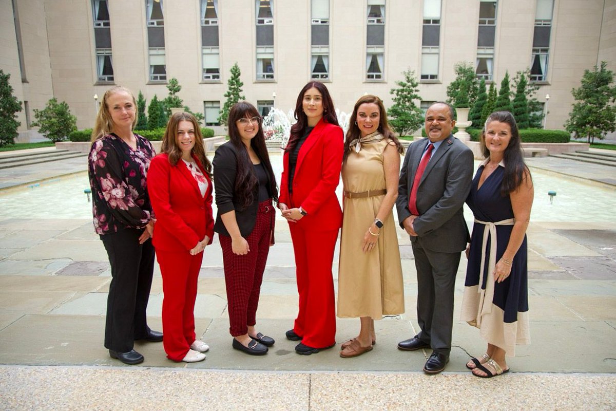 hemophiliafed's tweet photo. From preparation to action. 📣
HFA advocates took their stories and lived experiences to Capitol Hill, meeting with congressional offices and representing the bleeding disorders community.
Advocacy Is in Your Blood.
Join BDAN:
https://t.co/S1ETEu4A1g
#BleedingDisorders https://t.co/HjWRAc4uRt
