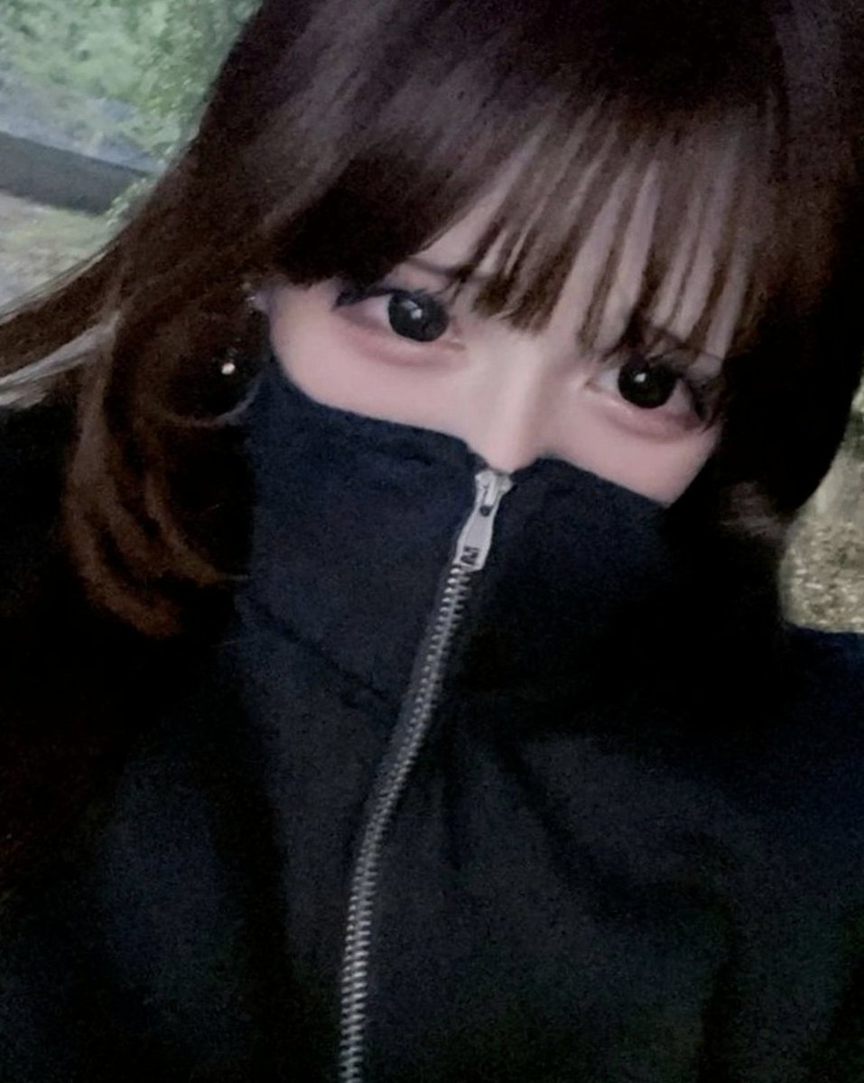 IsabellaCoifxc's tweet photo. なんとなく誰かと話したい夜ってあ���よね…
#おやツイ #依存先募集中 https://t.co/HsOYkmWHUS
