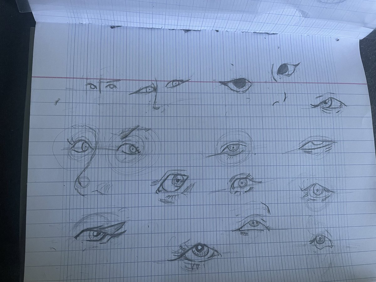 RZN_X2's tweet photo. JE SAIS DESSINER DES YEUX, MES 3 GRANDES PEURS ONT ÉTÉ VAINCUES.

 (Les mains , les yeux et la forme du visage) https://t.co/0FFZnMbhTq