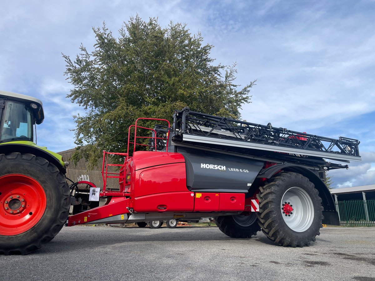 oliveragri's tweet photo. New @HORSCHUK Leeb 6GS prepared and collected from OLIVERS Reading branch recently. https://t.co/tnE8z8q4zM