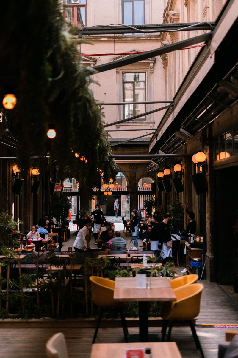 Arman781196's tweet photo. Coffee, calm vibes, and a little escape from the usual....
#CafeStyle 
#coffee 
#IzinganeZesthembu 
#خليجي٢٧ 
#moneyslave 
#पंडित_दीनदयाल_उपाध्याय https://t.co/xXg70nOa86