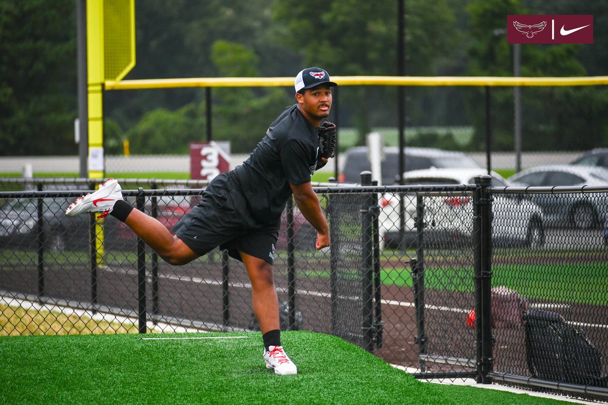 UMESHawkBase's tweet photo. ⚾️ 𝘿𝙄𝘼𝙇𝙀𝘿 𝙄𝙉 ⚾️

#HawkPride | #SoarAboveandBeyond | #HBCUMade https://t.co/bW1pvx0aMZ