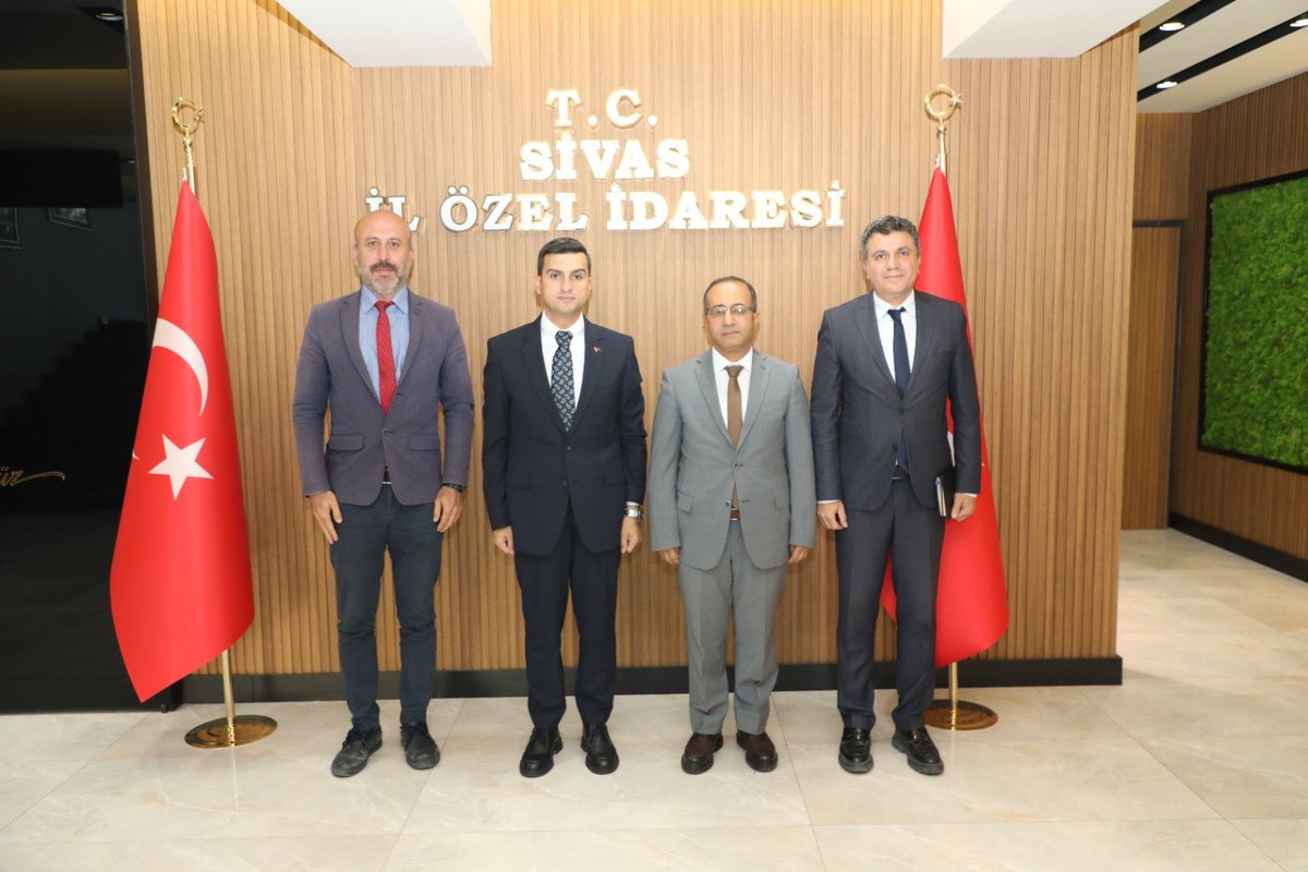 SiVASDSM's tweet photo. Sivas Denetimli Serbestlik Müdürlüğü tarafından Sivas İl Özel İdaresine ziyaret. Sivas Vali Yardımcısı ve aynı zamanda Sivas İl özel İdaresi Genel Sekreteri Halil İbrahim Yeşilyurt ile denetimli serbestlik çalışmaları hakkında geniş kapsamlı bir görüşme gerçekleştirilmiştir https://t.co/Its96muiLc