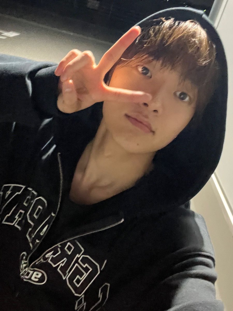 huwmouu's tweet photo. its been a while 🫠 #lunéselcaday #andTEAM #EJ https://t.co/qowoCHCLFJ