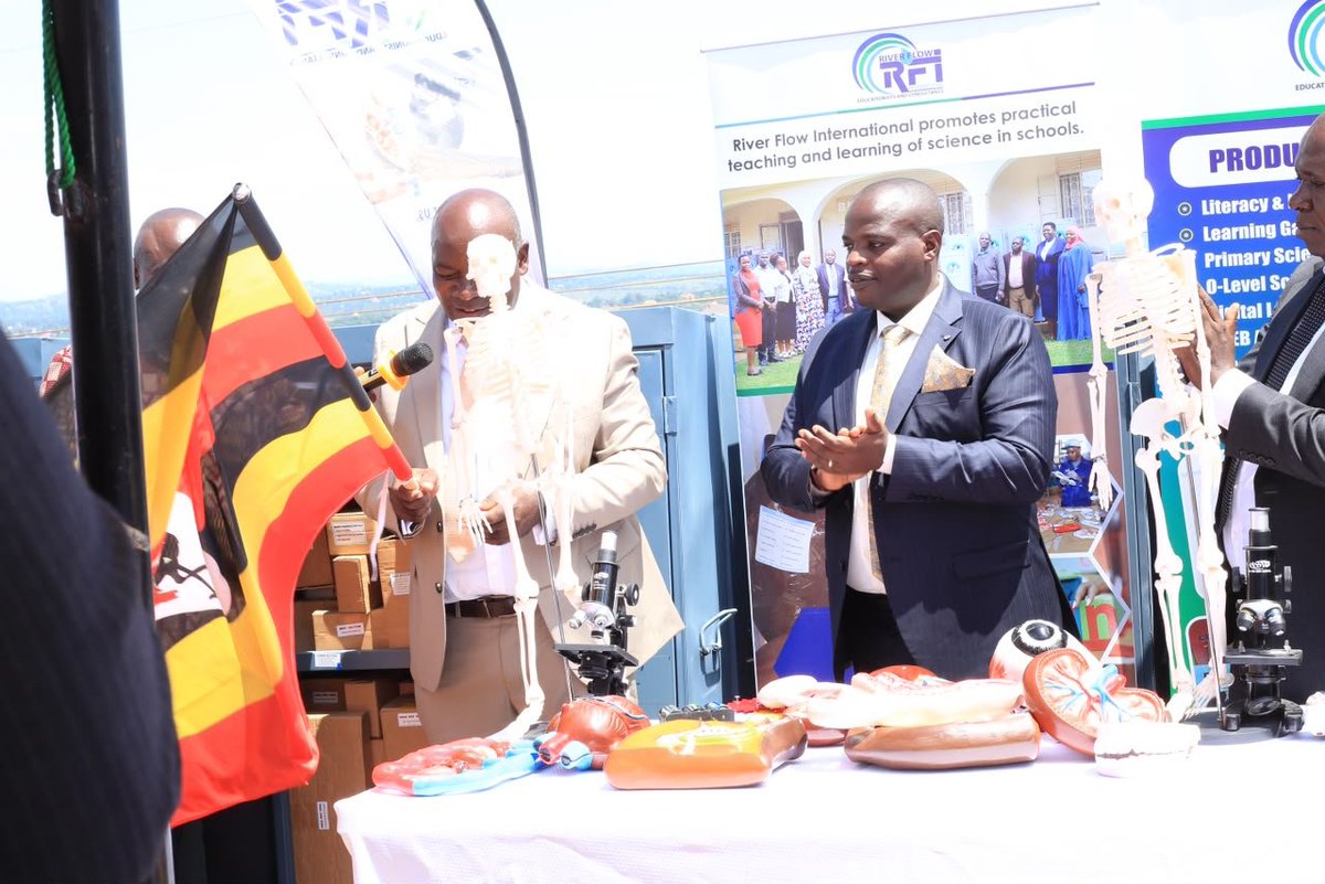 ubant9's tweet photo. The impact of the Science Kits is already being felt in schools. Mrs. Nakabugo Janat Ssali, Wakiso DEO highlighted the value of the kits as she received those allocated to Wakiso District
#RiverflowInternational #MOESpromotingpracticallearning #distributionofsciencekits https://t.co/uVJJs2DF9W