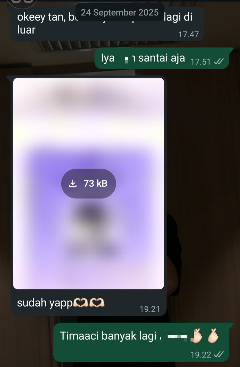 bitnaneunleo's tweet photo. Buat vote leo sampe aku minta bantuan my chingu setiap harinya🥺💗 i love my chingu sm😚 https://t.co/FhOGK7Mkez