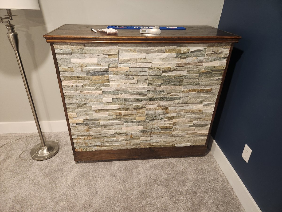 nfldrigworker's tweet photo. Byes, I don't do Facebook. I don't do negotiations (anymore)....
Bar and wine rack. $100, got to be picked up this weekend. St. Philip's. https://t.co/dZtXvnmHf8