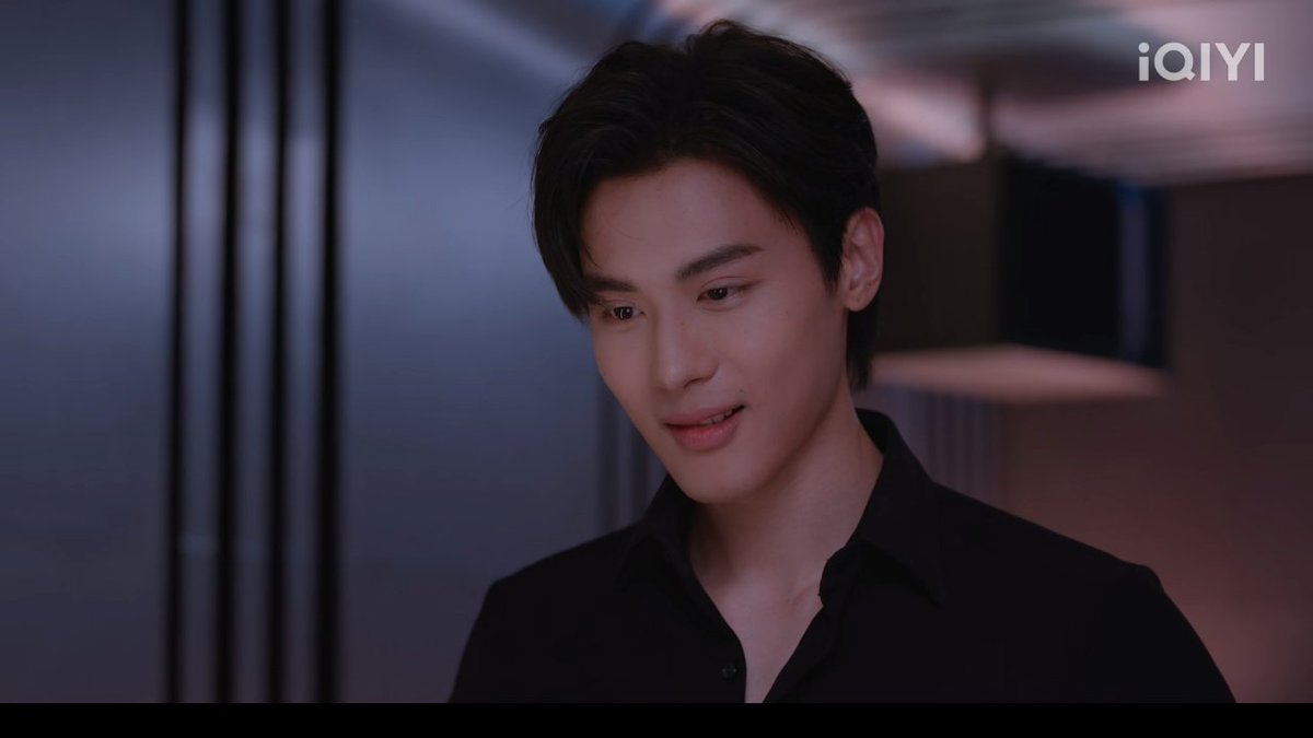 kupukuphu's tweet photo. he’s so handsome 🥹 i love this scene so much (yes, i ended up rewatching it) https://t.co/dHSxPjC540